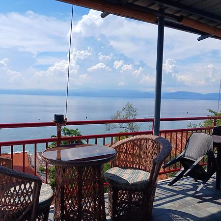 Strandhaus Condotel Moalboal Dış mekan fotoğraf