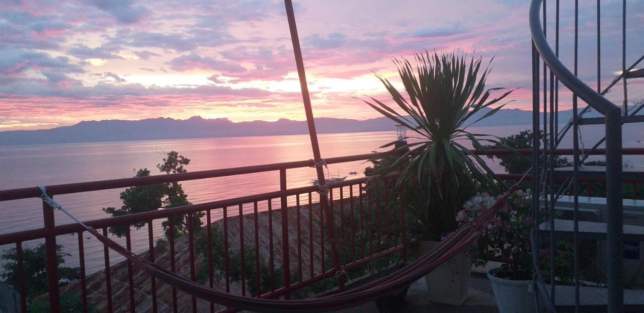 Strandhaus Condotel Moalboal Dış mekan fotoğraf